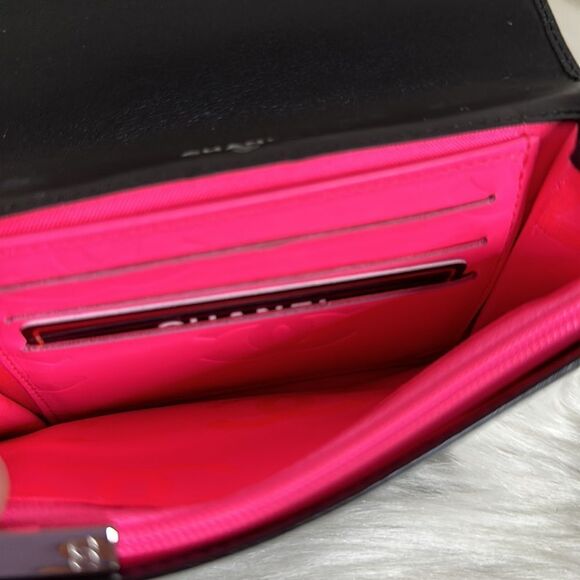 💯Authentic Chanel Cambon Bifokd Wallet🍀 - Picture 13 of 14